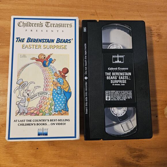 Berenstain Bears Easter Surprise VHS Tape & 2 Plush Toys Lot Papa Mama Bears - Picture 6 of 12